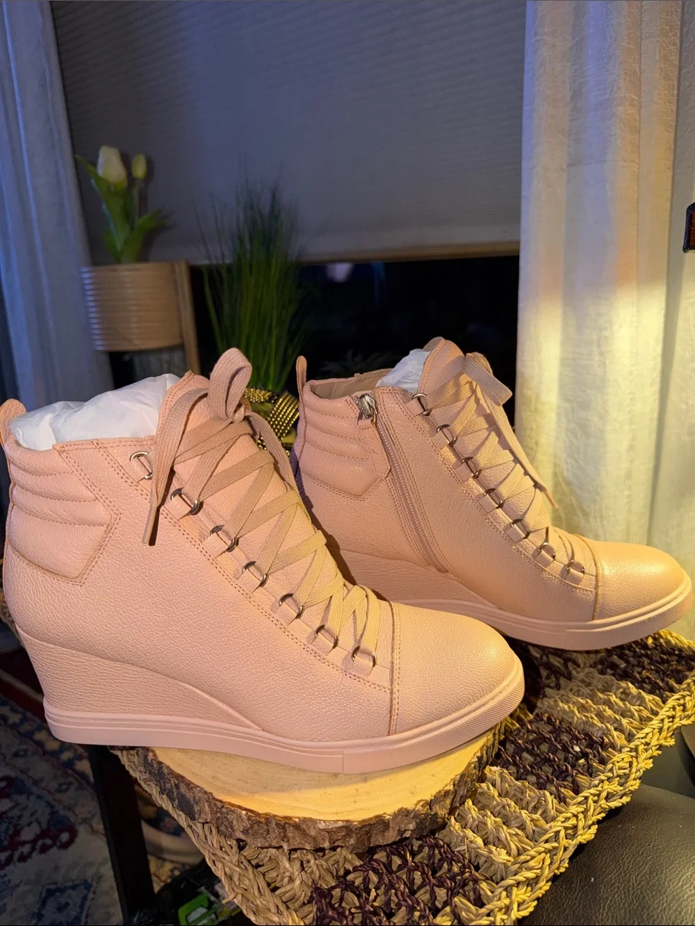 Linea Paolo Fenton Wedge Sneakers 9.5M Blush Pink Tumbled Leather High Top